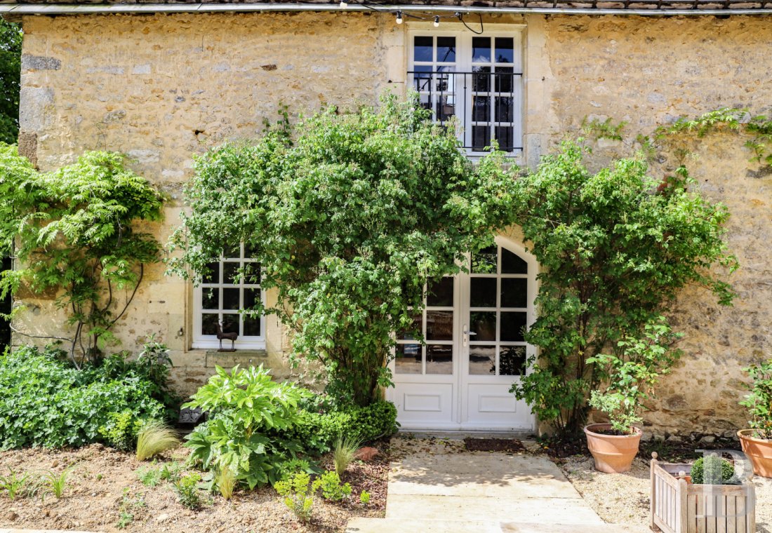 A 15th century manor and its remarkable garden west of Le Mans in Sarthe - photo  n°44